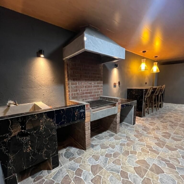 Cabañas de Monterrico, Monterrico