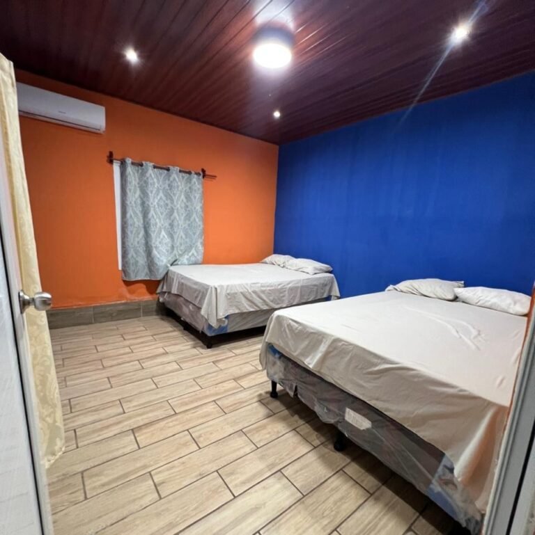 Cabañas de Monterrico, habitacion doble