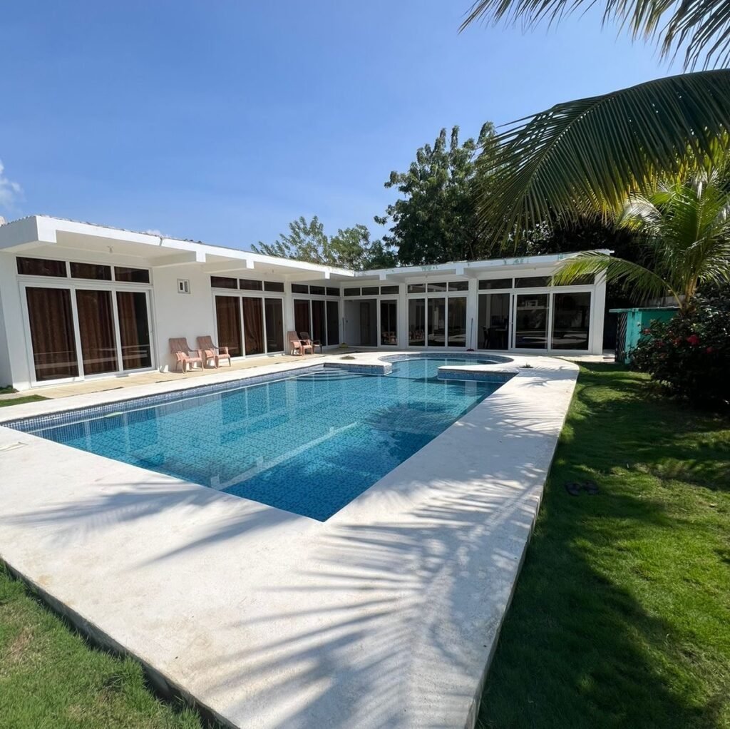 Villa Morales Monterrico - foto 1